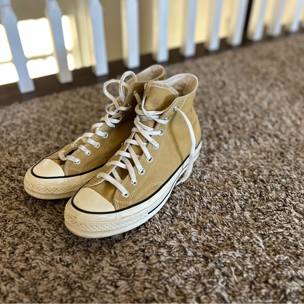 Chuck 70s